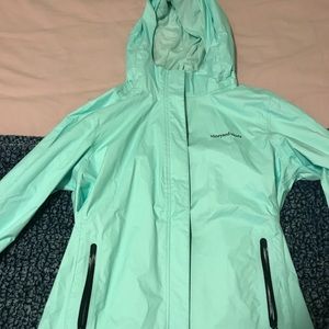 Vineyard vines rain jacket